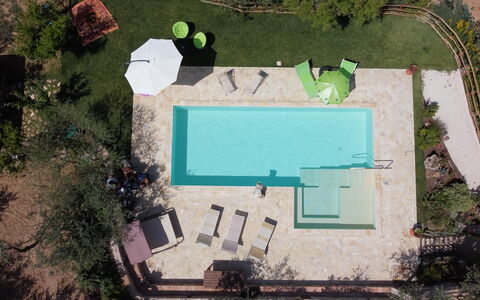 Il Paradiso tra Gli Ulivi: Schwimmbad, Resort, Freizeit, Gartenmöbel, Verbundwerkstoff, Eco Hotel, Stuhl, Regenschirm, Thermae, Schatten