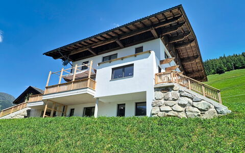 Eben: Haus, Zuhause, Veranda, Hütte, Landschaft, Ländliches Gebiet, Grundstueck, Bauernhaus, Steigung, Gebirge