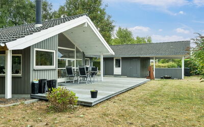 Veljan - 300M from the Sea