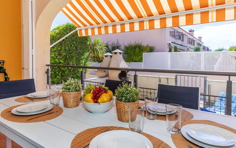 Cristina: Wohnung, Eigentumswohnung, Mischnutzung, Hotel, Balkon