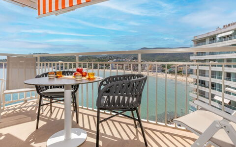 Las Vegas Ii: Wohnung, Eigentumswohnung, Mischnutzung, Hotel, Balkon