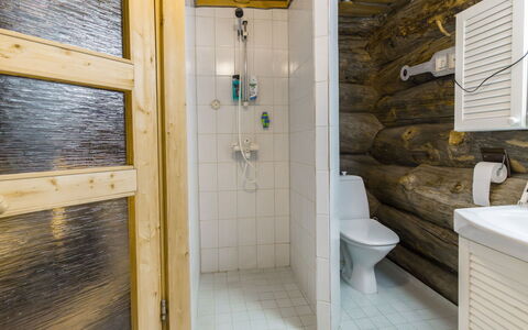 Luostonseita 2: Wohnung, Eigentumswohnung, Mischnutzung, Hotel, Balkon