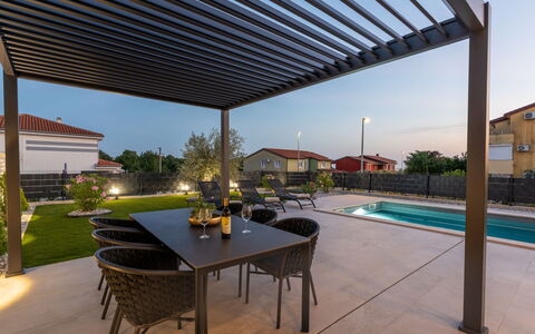 Villa Angelus: Wohnung, Eigentumswohnung, Mischnutzung, Hotel, Balkon