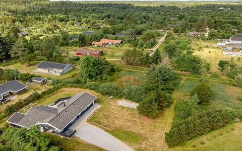 Gertrud - 800M from the Sea: Vogelperspektive, Luftaufnahmen, Landschaft, Wohngebiet, Einfach, Ökoregion, Grundstueck, Ländliches Gebiet, Zuhause, Estate