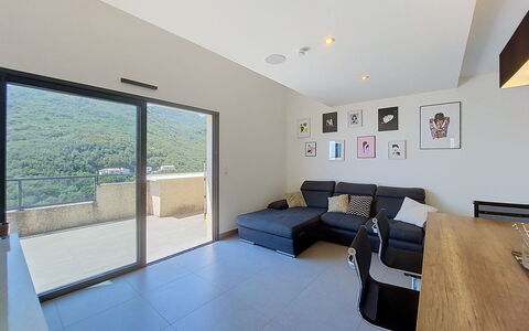 E Follicie: Flooring, Interior Design, Fussboden, Decke, Zimmer, Möbel, Wohnung, Couch, Wohnzimmer