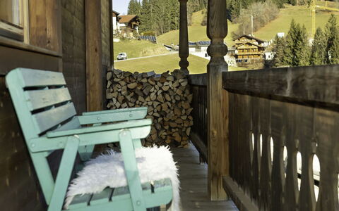 Grub: Holz, Möbel, Interior Design, Hartholz, Holzbeize, Zimmer, Holzboden, Planke, Hütte, Wohnzimmer
