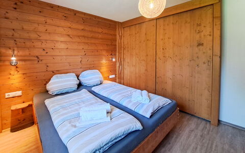 Grub: Interior Design, Flooring, Holz, Fussboden, Decke, Möbel, Schlafzimmer, Zimmer, Bett, Holzbeize