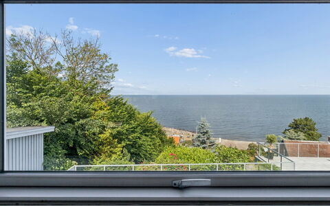Görel - 250M from the Sea: Meer, Ozean, Glas, Küste, Balkon, Klang, Daylighting, Bucht, Tropen