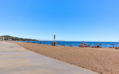 Cannes: Blau, Strand, Natürlichen Umgebung, Horizont, Sommer, Küste, Sand, Meer, Küsten Und Ozeanische Forms, Ufer
