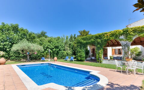 Quietud: Blau, Schwimmbad, Estate, Garten, Resort, Hazienda, Eco Hotel, Landscaping, Villa, Schatten