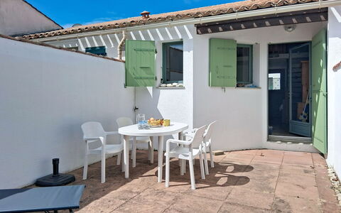 Les Dunes: Zuhause, Tür, Schatten, Stuhl, Gartenmöbel, Tisch Im Freien, Zimmerpflanze, Balkon, Küche & Esszimmer Tisch