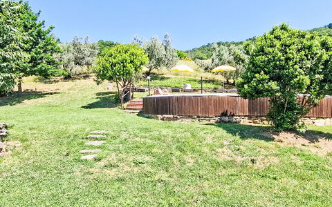 Luce: Interior Design, Möbel, Holz, Flooring, Decke, Fussboden, Zimmer, Beleuchtung, Wohnung, Tabelle