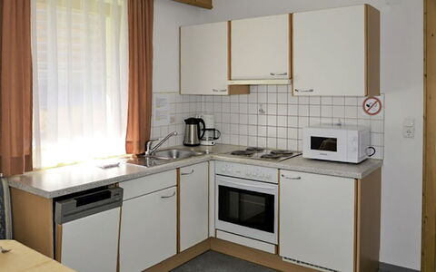 Kappl 327: Möbel, Interior Design, Holz, Flooring, Zimmer, Fussboden, Küche, Beleuchtung, Vorhang, Stuhl