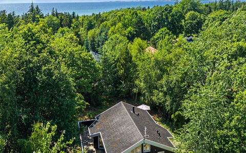 Solfrid - 230M from the Sea: Blau, Wohngebiet, Wohnung, Eigentumswohnung, Resort, Balkon, Estate, Rasen, Schwimmbad, Hotel