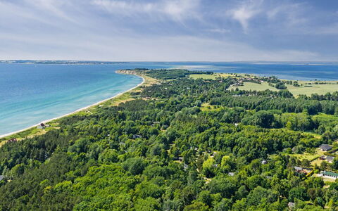 Solfrid - 230M from the Sea: Blau, Wohngebiet, Wohnung, Eigentumswohnung, Resort, Balkon, Estate, Rasen, Schwimmbad, Hotel