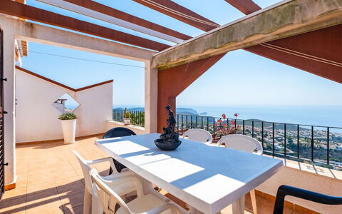 Vista Mar: Blau, Wohngebiet, Wohnung, Eigentumswohnung, Resort, Balkon, Estate, Rasen, Schwimmbad, Hotel