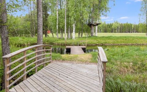 Taikinajoki: Gebirge, Balkon, Bergdorf