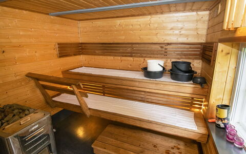 Taikinajoki: Gebirge, Balkon, Bergdorf