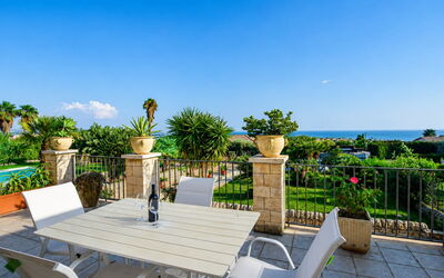 Villa Don Pino