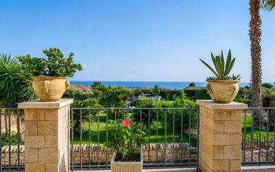 Villa Don Pino