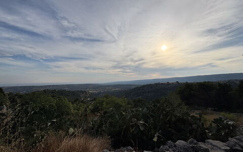 Casale Nardi: Himmel, Horizont, Natur, Wolke, Vegetation, Natürliche Landschaft, Ökoregion, Landschaft, Wildnis, Atmosphärisches Phänomen
