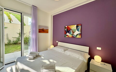 A Casa di Gio: Interior Design, Flooring, Fussboden, Decke, Zuhause, Möbel, Wohnung, Zimmer, Schlafzimmer, Bett