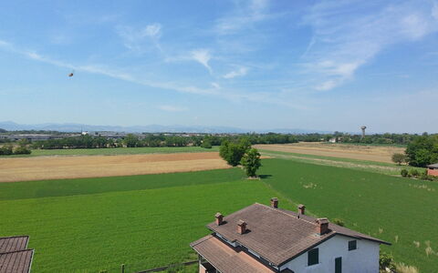 Villa Eva: Himmel, Einfach, Grundstueck, Ländliches Gebiet, Feld, Dorf, Prärie, Rasen, Wiese, Weide