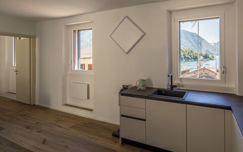 Next Comacina, Lago di Como: Flooring, Holz, Interior Design, Fussboden, Countertop, Decke, Holzboden, Küche, Zuhause, Möbel