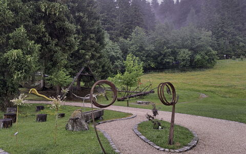 Grafenast: Garten, Park, Rasen, Landscaping, Botanischer Garten, Immergrün