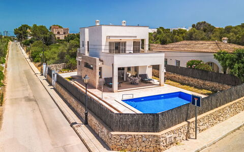 Garlanda: Schwimmbad, Wohngebiet, Verbundwerkstoff, Estate, Villa, Resort, Hazienda, Hotel, Balkon, Hof