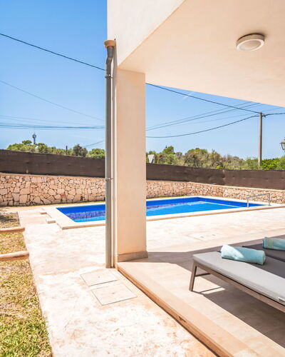 Garlanda: Schwimmbad, Flooring, Fussboden, Verbundwerkstoff, Schatten, Resort, Eco Hotel, Estate, Gartenmöbel, Flagstone