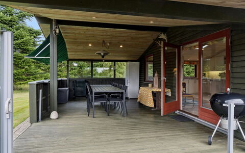 Bindslev 635: Möbel, Interior Design, Stuhl, Gartenmöbel, Natürliches Material, Schatten, Tisch Im Freien, Design, Restaurant, Küche & Esszimmer Tisch