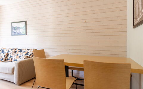 Ax-Les-Thermes 602: Möbel, Interior Design, Stuhl, Gartenmöbel, Natürliches Material, Schatten, Tisch Im Freien, Design, Restaurant, Küche & Esszimmer Tisch