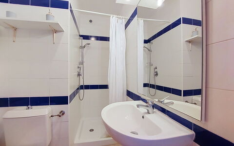 Bravone 610: Flooring, Armatur, Interior Design, Fussboden, Bad Sink, Sinken, Badezimmer, Installation, Zapfhahn, Zimmer