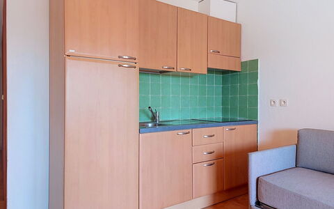 Bravone 610: Flooring, Interior Design, Fussboden, Zimmer, Wohnung, Decke, Holzbeize, Cabinetry, Küche, Hartholz