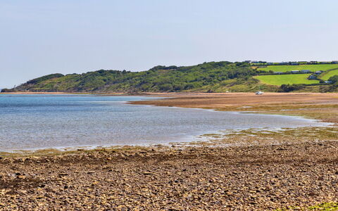 Seascape: Blau, Wasser, Gewässer, Küste, Küsten Und Ozeanische Forms, Horizont, Ökoregion, Ufer, Strand, Bank