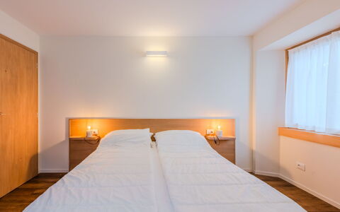Ca' Alma Dolomia: Interior Design, Flooring, Wand, Fussboden, Bett, Holz, Decke, Schlafzimmer, Möbel, Zimmer