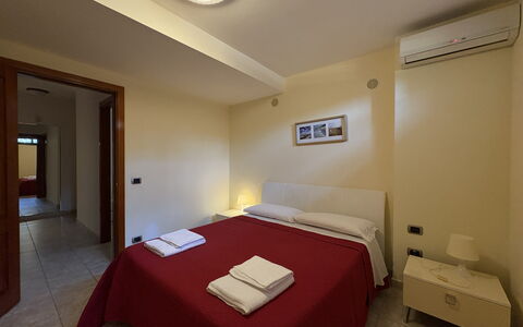Villa Magda: Fussboden, Wohnung, Hotel, Schlafzimmer, Bett