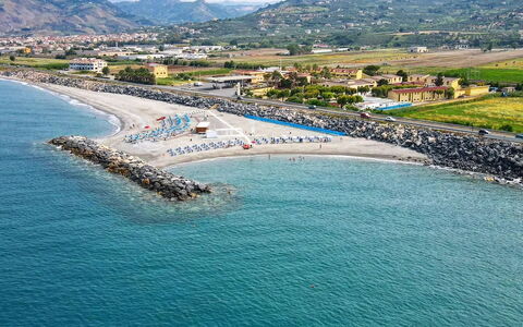 Baia di Tempsa Beach and Sea: Gewässer, Küste, Strand, Küsten Und Ozeanische Forms, Ufer, Meer, Touristenattraktion, Ozean, Bucht, Tropen