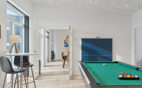 Hubertina - 900M from the Sea: Interior Design, Flooring, Fussboden, Wand, Decke, Holz, Light Fixture, Möbel, Beleuchtung, Zimmer