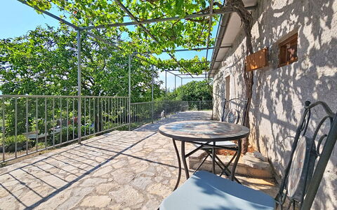 Ana: Wohngebiet, Hügel, Haus, Zuhause, Resort, Gebirge, Eco Hotel, Bergstation, Estate, Villa