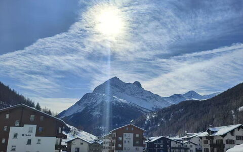 Allalinblick: Bergforms, Berg, Schnee, Gebirge, Winter, Hügel, Bergstation, Hochland, Terrain, Glazialmorphologie