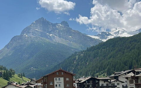 Allalinblick: Bergforms, Berg, Hügel, Gebirge, Hochland, Landschaft, Bergstation, Grat, Senke, Alpen