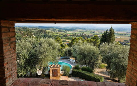 Villa Larino: Landschaft, Estate, Bauernhaus, Hütte, Villa, Schwimmbad, Landscaping, Hazienda, Eco Hotel, Gartenmöbel