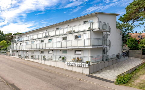 Strandpärlan: Wohngebiet, Urban Design, Wohnung, Verbundwerkstoff, Mischnutzung, Balkon, Beton, Bürgersteig