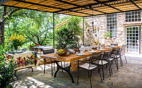 Borgo San Polino: Möbel, Stuhl, Tabelle, Gartenmöbel, Tisch Im Freien, Küche & Esszimmer Tisch, Restaurant, Garten, Hinterhof, Terrasse