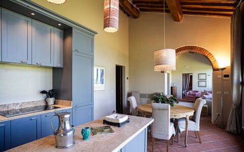 Casa Faraona: Möbel, Interior Design, Decke, Flooring, Küche, Beleuchtung, Stuhl, Cabinetry, Fussboden, Countertop