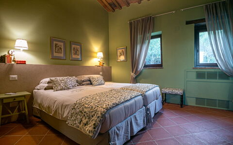 Casa Faraona: Möbel, Interior Design, Bett, Schlafzimmer, Wand, Zimmer, Decke, Bettdecke, Bedding, Flooring
