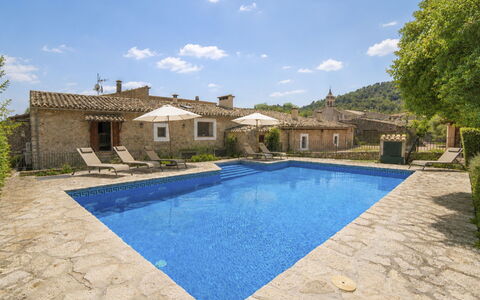 Can Toni: Schwimmbad, Estate, Flagstone, Villa
