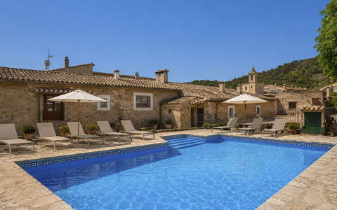Can Toni: Schwimmbad, Villa, Estate, Hotel, Flagstone